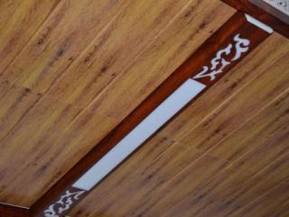 吊頂木紋鋁扣板-木紋鋁方通特點及用途